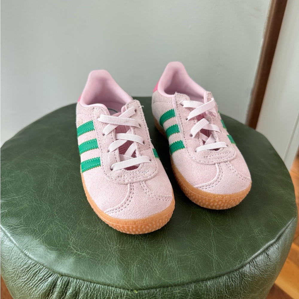Adidas Kids Sneakers in Pink and Green
